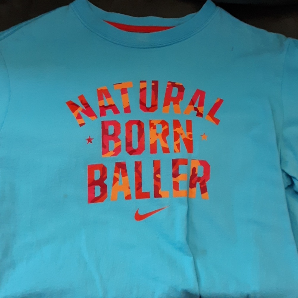 Nike t shirt